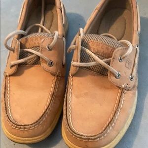 Woman Sperry Top Sider size 6.5